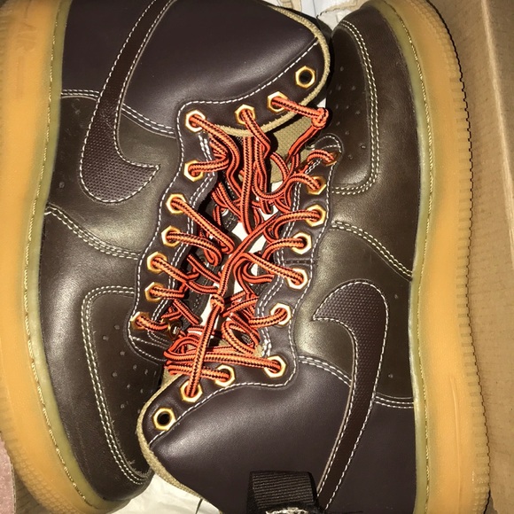 Nike Shoes - High top Airforce 1’s